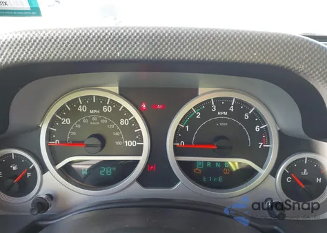 2009 Jeep Wrangler Unlimited Sahara z USA, uszkodzony, nr VIN 1J4GA59189L710032